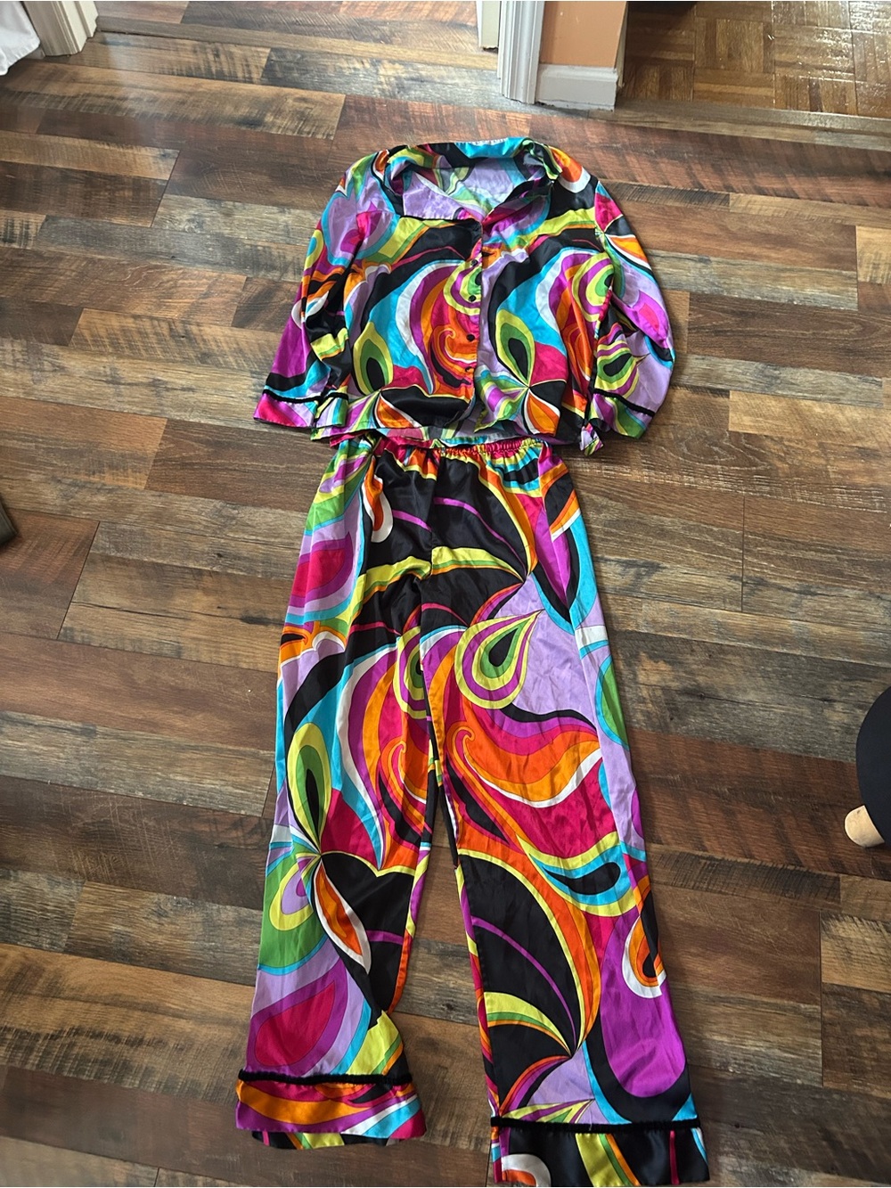Colorful Swirl Print Two-Piece Lounge Set